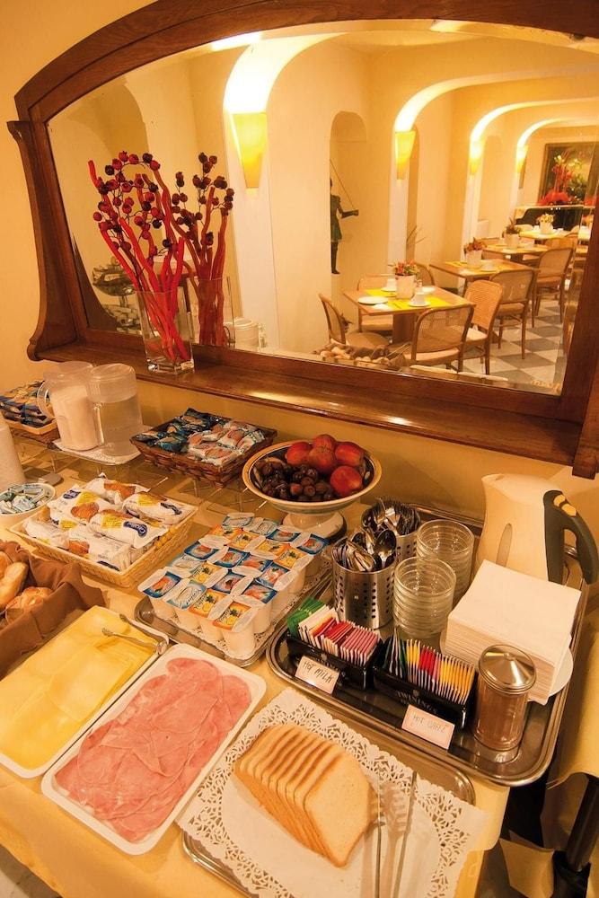 Hotel Novecento Rom Eksteriør billede